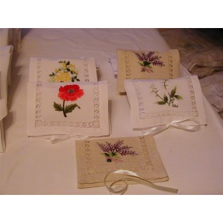 Embroidered Gift Bag 04